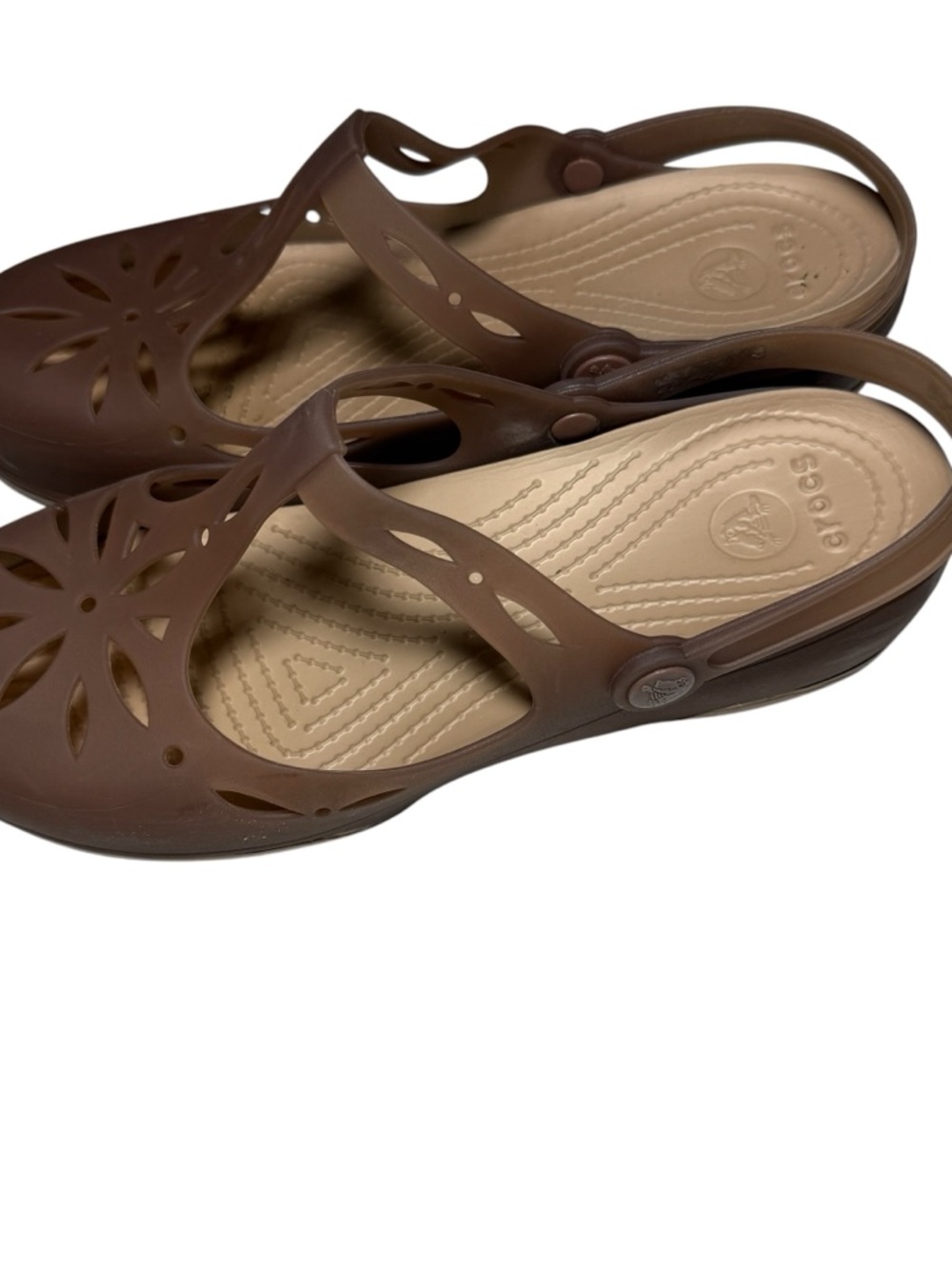 Croc’s Charlie T Strap Mary Jane SZ 9 Brown/Beige Sandals Beach Summer Slip On - Picture 3 of 10
